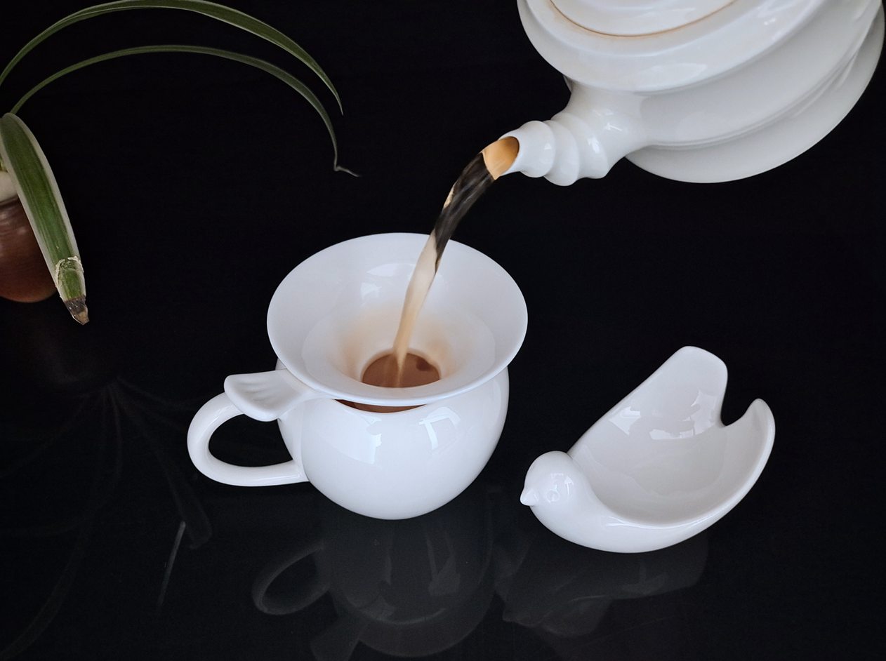 漏網(wǎng)使用嚴(yán)實(shí)細(xì)密的環(huán)保濾網(wǎng)，能更好的過濾茶湯