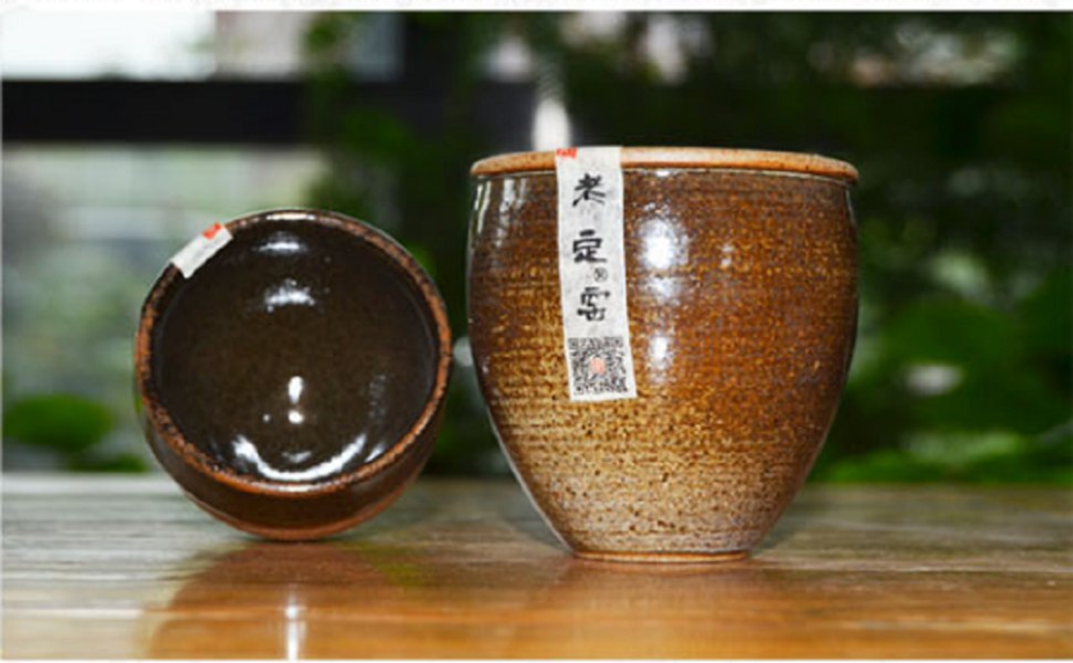 大宋定窯設(shè)計(jì)的小甕杯，頗具復(fù)古風(fēng)